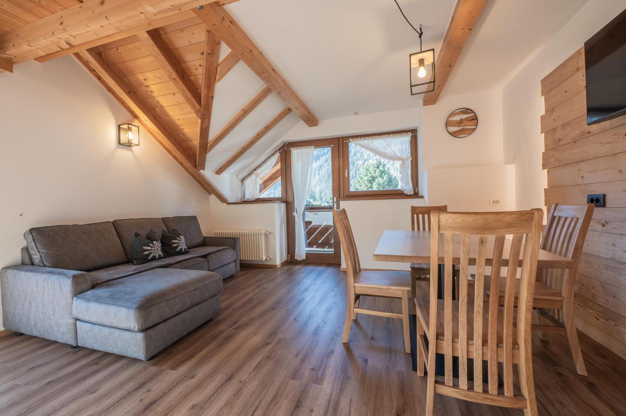 Apartments San Vigilio Luaran gambar